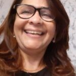 Sou Rosangela Paris, mestre em Neurociência, Neuropsicologa, especialista em transtornos, autismo e TDAH, especialmente em saúde mental, especialista em desenvolvimento humano e análise do comportamento.